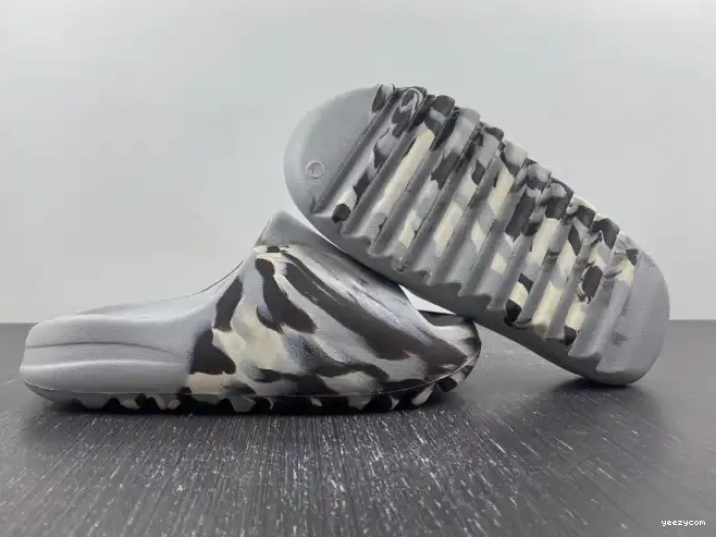 Adidas GZ5553 Slide Yeezy 0612